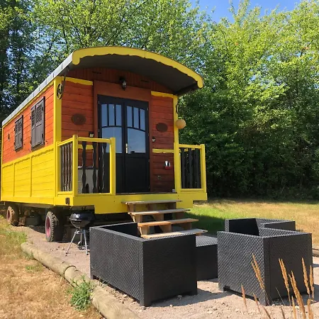 Le Domaine Des Droles De Dames Landhuis Buding