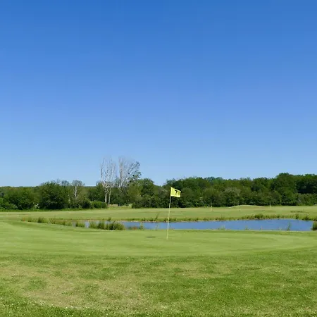 Le Domaine Des Droles De Dames *