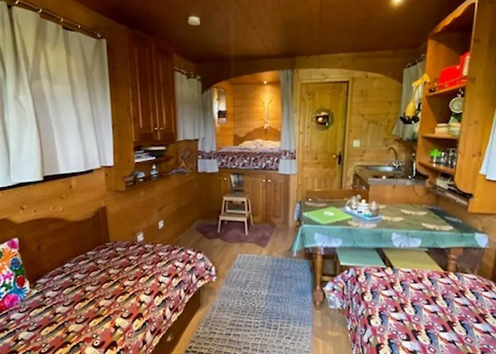 Le Domaine Des Droles De Dames