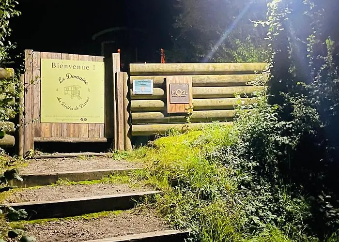 Venkovský dům Le Domaine Des Droles De Dames *