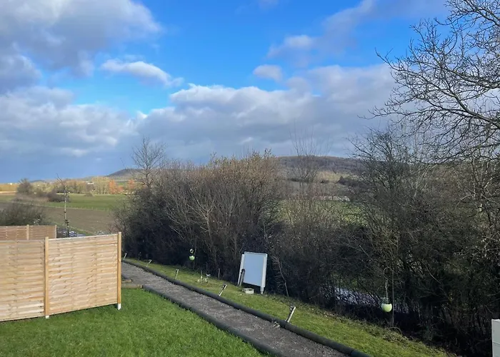 Le Domaine Des Droles De Dames Kır Evi *