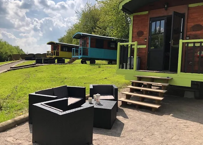 Le Domaine Des Droles De Dames *