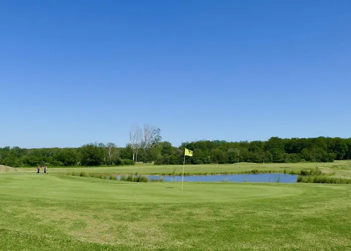 Le Domaine Des Droles De Dames *